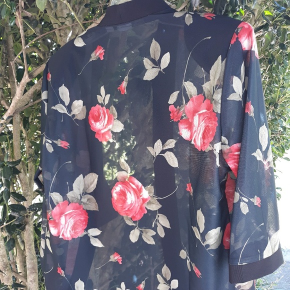 NAVY/BLACK SHEER ROSE KIMONO-STYLE JACKET, MP - Picture 2 of 5